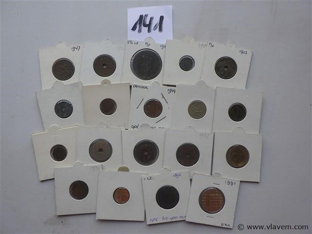 Lot munten in kartonhouders - afbeelding 1 van  3