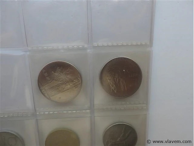 Lot munten uit italië - afbeelding 4 van  4