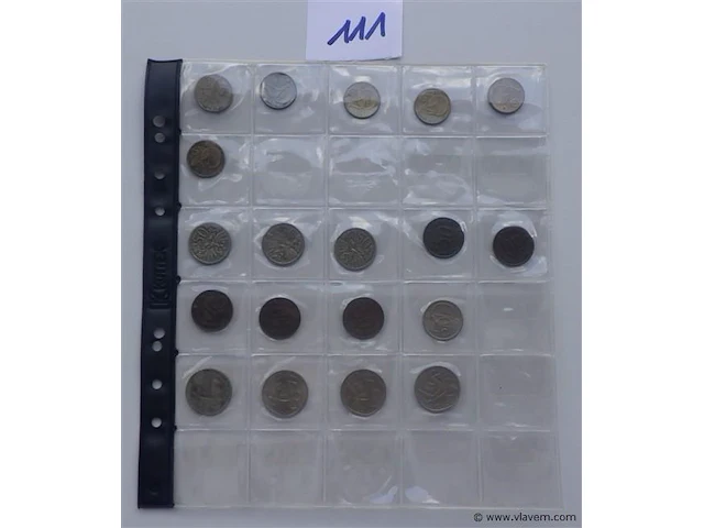 Lot munten uit tsjecho-slowakije - afbeelding 1 van  3