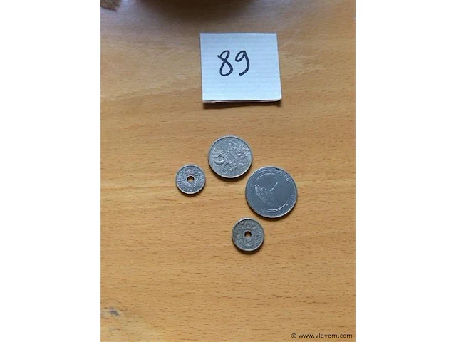 Lot munten waaronder - afbeelding 1 van  3