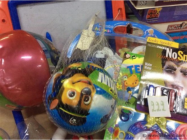Lot oa ballen - afbeelding 2 van  3