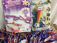 Lot oa pompoms - afbeelding 2 van  2
