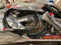 Lot of nonmetallic hose assembly - afbeelding 4 van  4