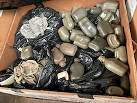 Lot of water bottles with pouches - afbeelding 1 van  3