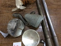 Lot oud fietsmateriaal + - afbeelding 1 van  3