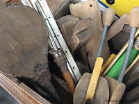 Lot oud werkmateriaal - afbeelding 2 van  3
