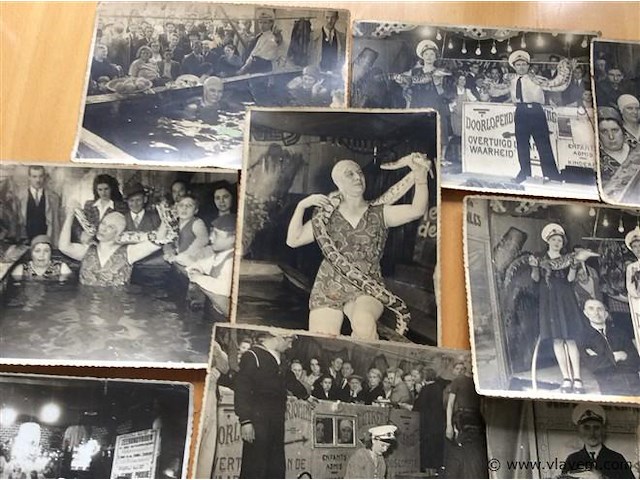 Lot oude foto's circus/kermis - afbeelding 2 van  6