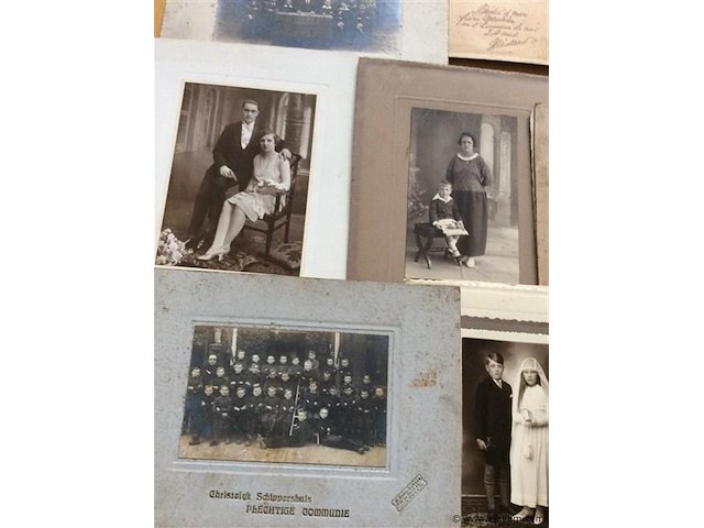 Lot oude foto's - afbeelding 4 van  4