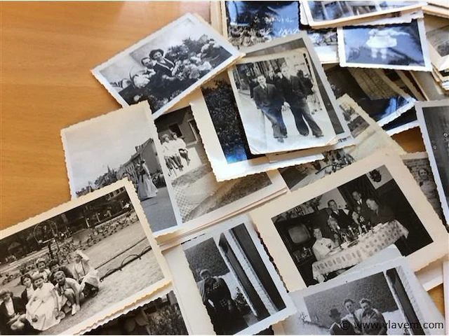 Lot oude foto's - afbeelding 3 van  7