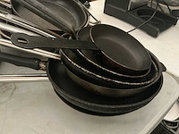 Lot pannen - afbeelding 2 van  6