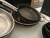 Lot pannen - afbeelding 3 van  6