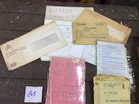Lot papieren diverse auto's - afbeelding 2 van  3