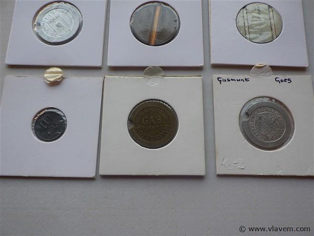 Lot penningen oa gasmunten - afbeelding 3 van  3