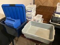 Lot plastic opbergbakken - afbeelding 2 van  8