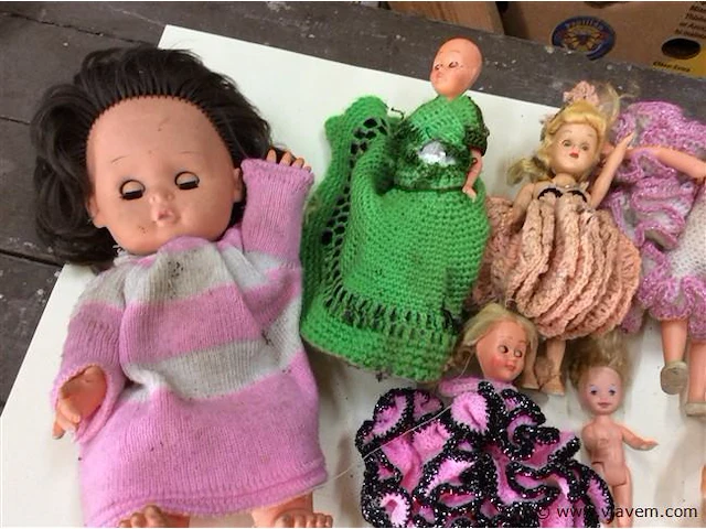 Lot poppen - afbeelding 2 van  4