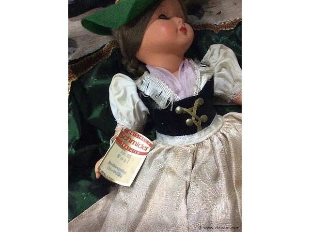 Lot poppetjes - afbeelding 2 van  3