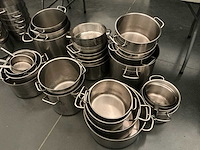 Lot potten pannen - afbeelding 1 van  8