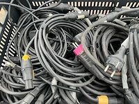 Lot powercon true1 and dmx cables in box - afbeelding 3 van  5