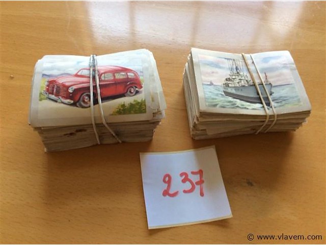 Lot prentjes auto's en leger jacques - afbeelding 1 van  2