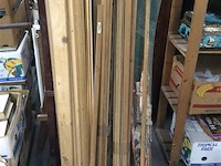 Lot profielen hout divers. ( langste 3m ) - afbeelding 1 van  3