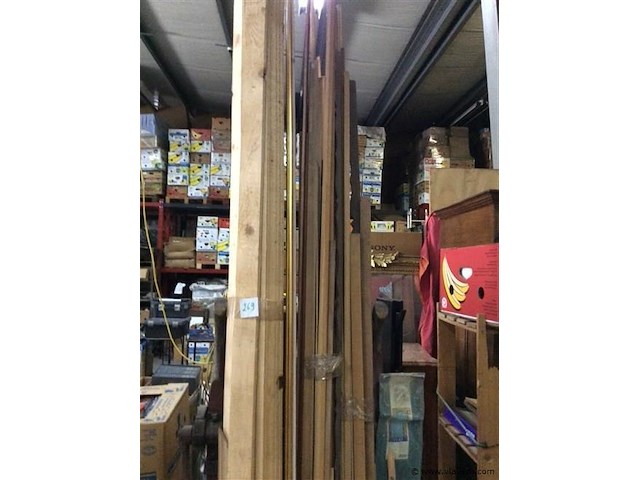 Lot profielen hout divers. ( langste 3m ) - afbeelding 2 van  3