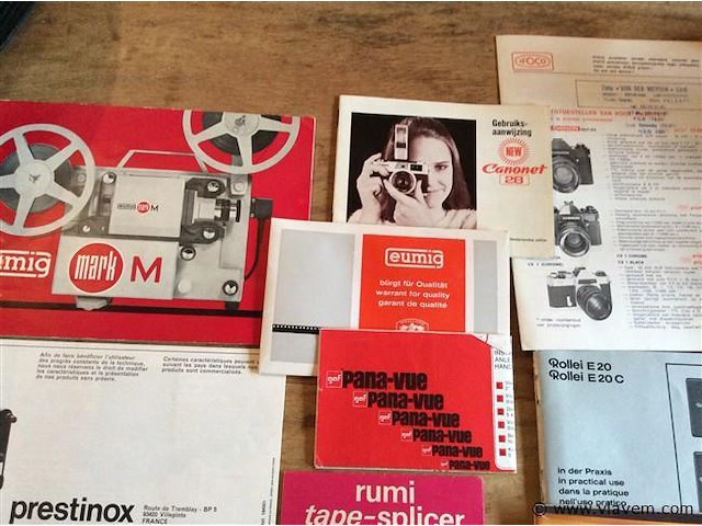 Lot reklame + - afbeelding 2 van  3