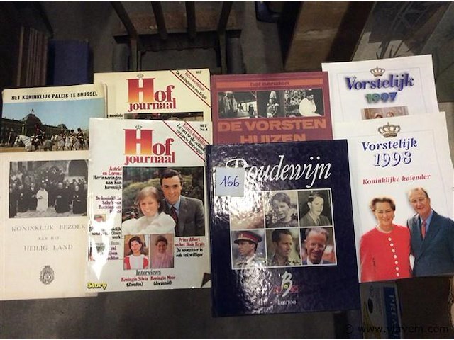 Lot royals - afbeelding 1 van  3