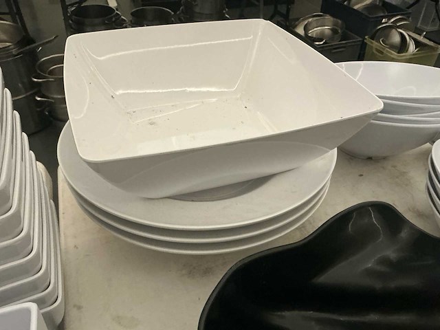 Lot serveer kommen en schalen - afbeelding 4 van  18