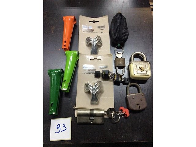 Lot sloten + - afbeelding 1 van  3