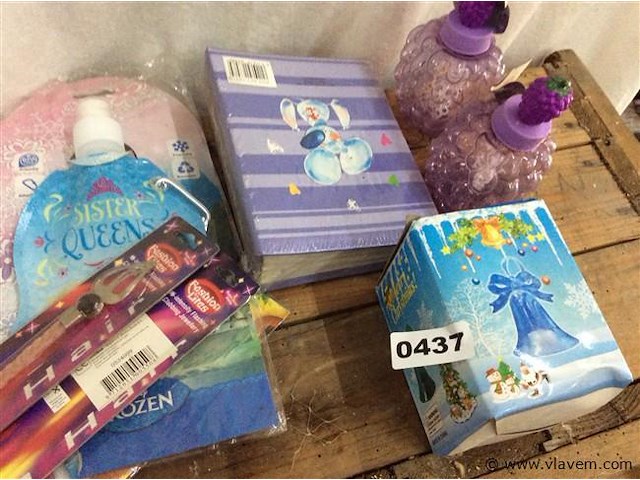 Lot speelgoed oa stickers - afbeelding 3 van  3