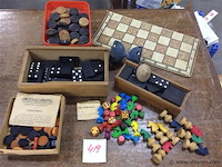 Lot spel attributen - afbeelding 1 van  3