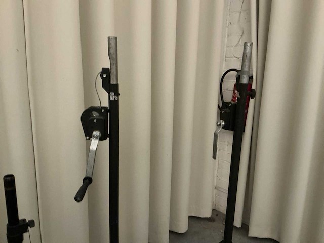 Lot statieven - afbeelding 2 van  6