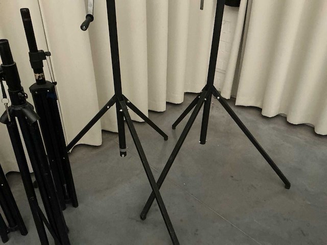 Lot statieven - afbeelding 3 van  6