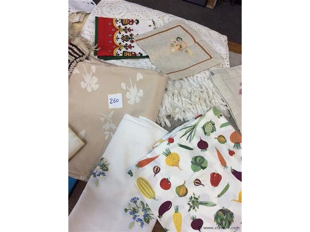 Lot tafellinnen - afbeelding 3 van  4