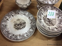 Lot tassen + - afbeelding 2 van  4