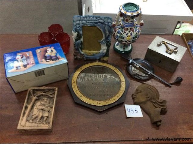 Lot varia oa geldkistje - afbeelding 1 van  3