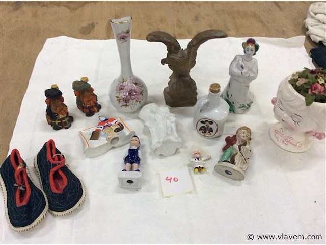 Lot varia oa houten adelaar - afbeelding 1 van  3
