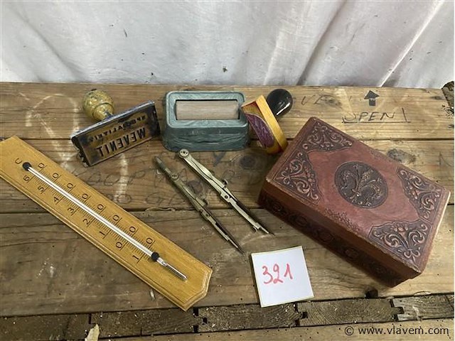 Lot varia oa thermometer - afbeelding 1 van  3