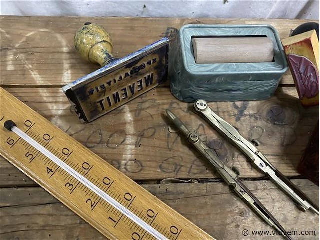 Lot varia oa thermometer - afbeelding 2 van  3