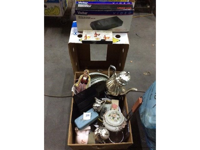 Lot varia - afbeelding 1 van  3