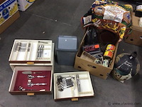 Lot varia - afbeelding 1 van  4