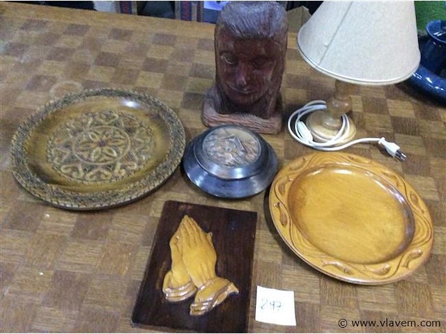 Lot varia - afbeelding 1 van  3