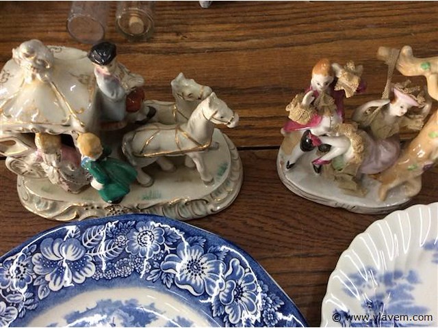 Lot varia - afbeelding 2 van  3