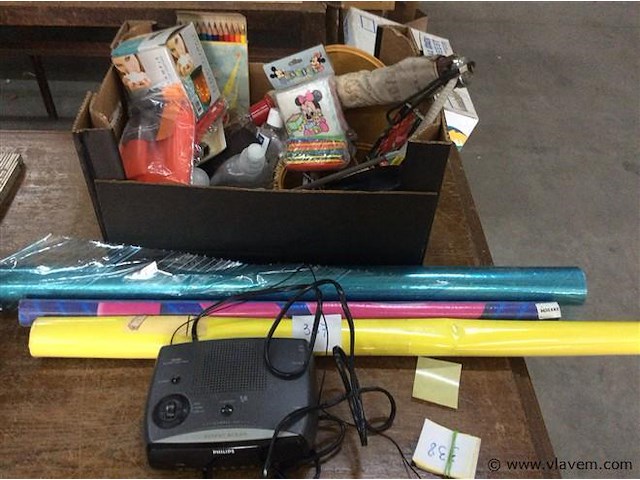 Lot varia - afbeelding 1 van  3