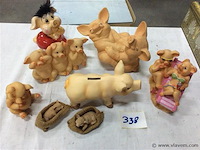 Lot varkentjes - afbeelding 1 van  3