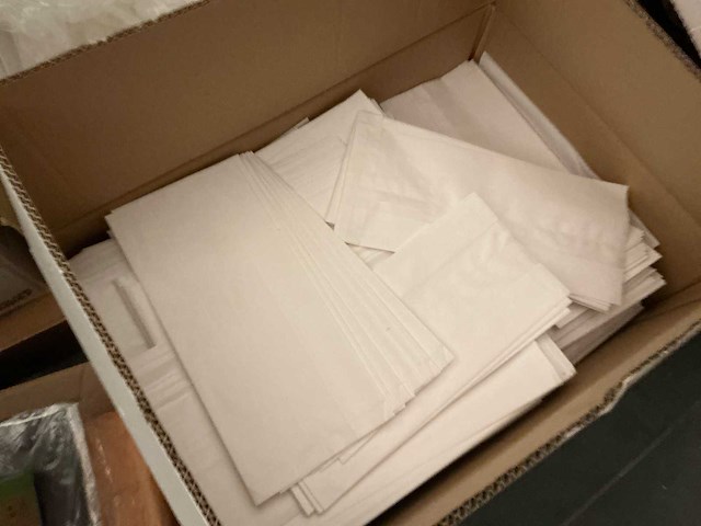 Lot verpakkingsmateriaal - afbeelding 5 van  14