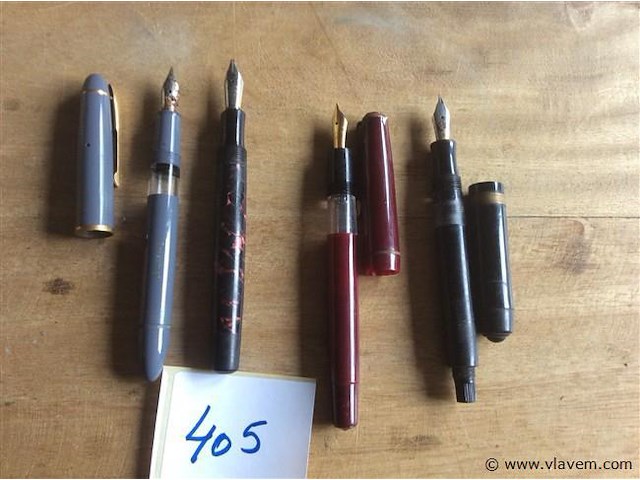 Lot vulpennen divers - afbeelding 1 van  3
