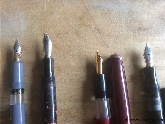 Lot vulpennen divers - afbeelding 2 van  3