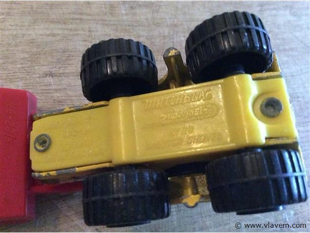 Lot werfvoertuigen - afbeelding 3 van  3