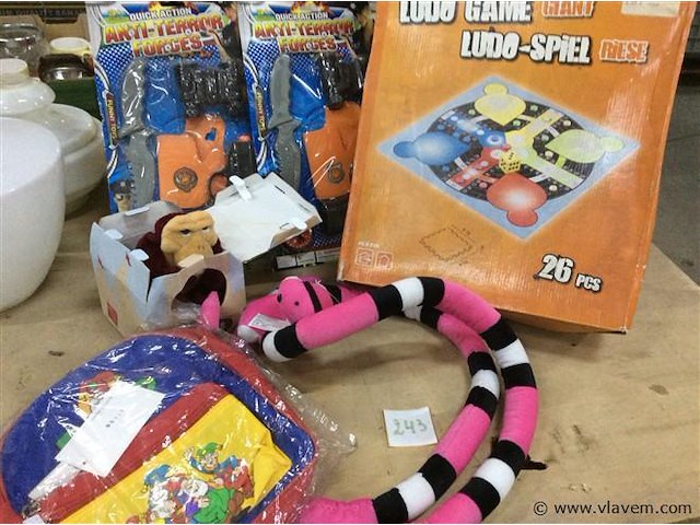 Lot wo ludospel - afbeelding 1 van  3